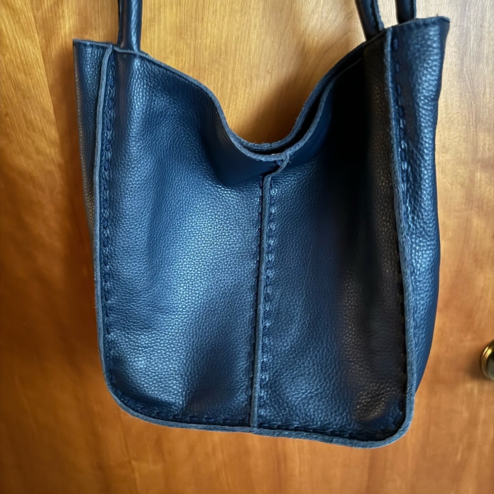 The Sak Los Feliz leather bag. Like new